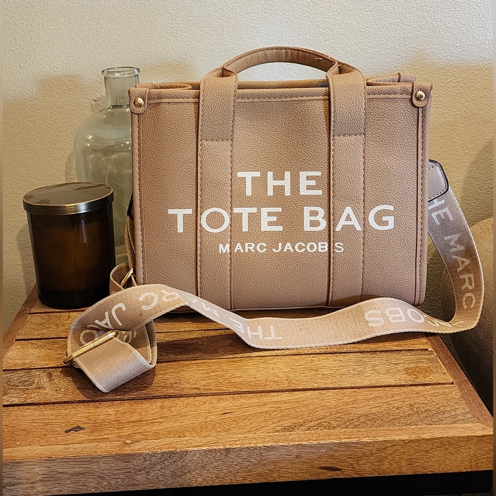 The Tote Bag- Marc Jacobs